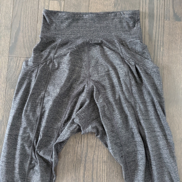 Lululemon Grey Harem Joggers - Picture 4 of 7